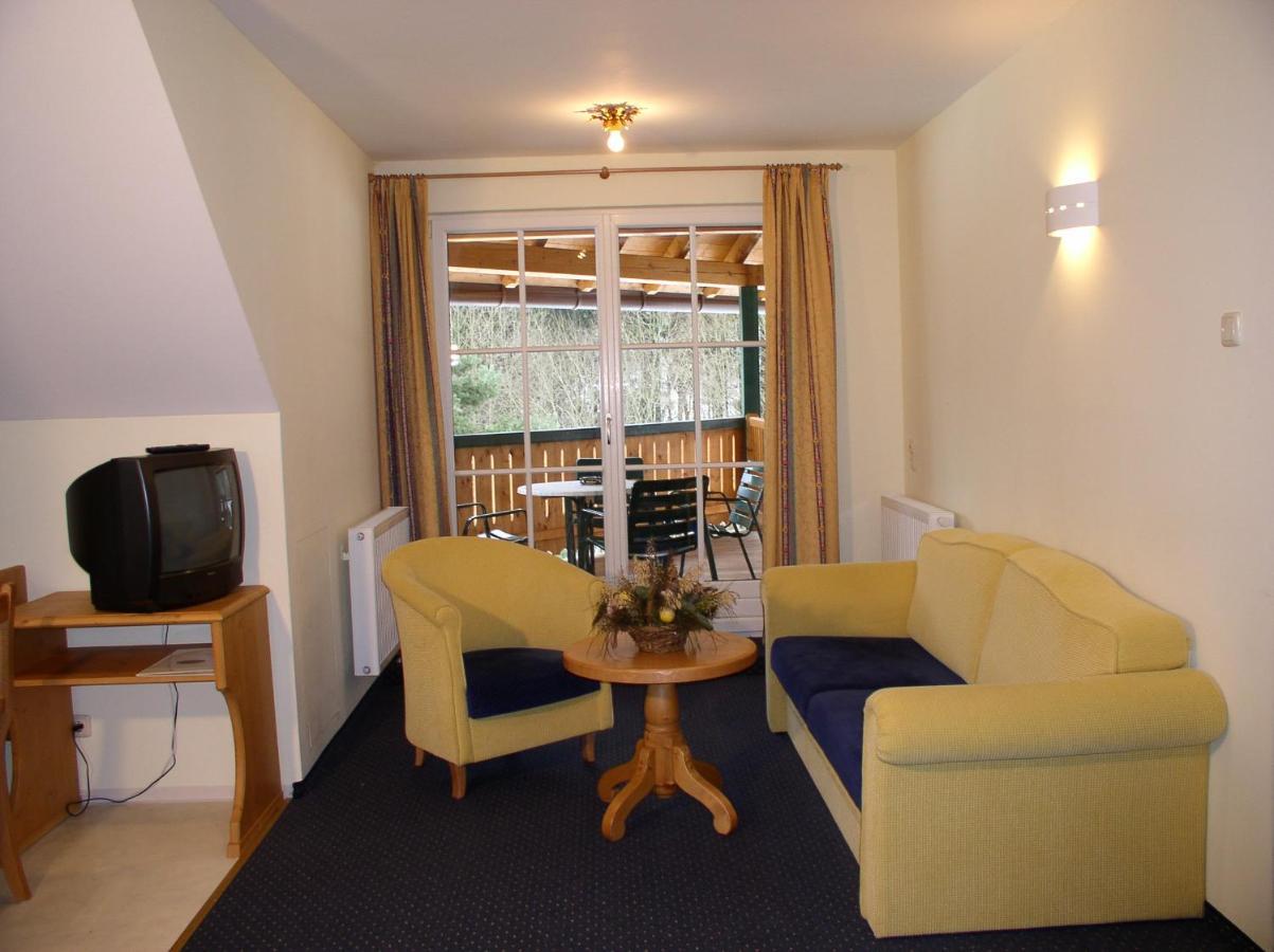 Appartements Im Forsthaus Strobl Bagian luar foto
