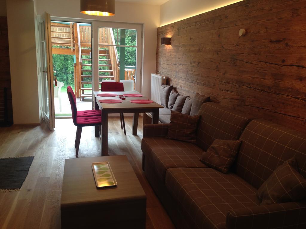 Appartements Im Forsthaus Strobl Bagian luar foto