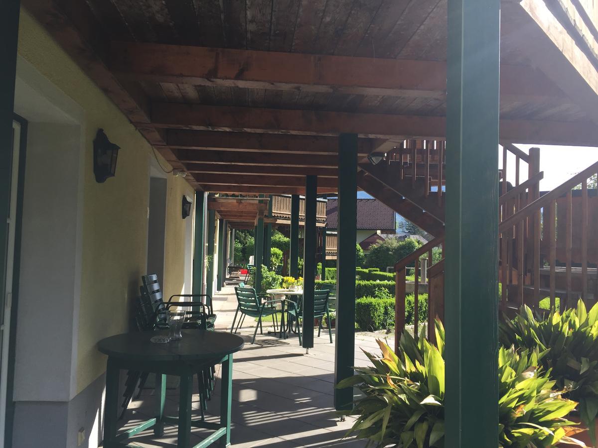Appartements Im Forsthaus Strobl Bagian luar foto