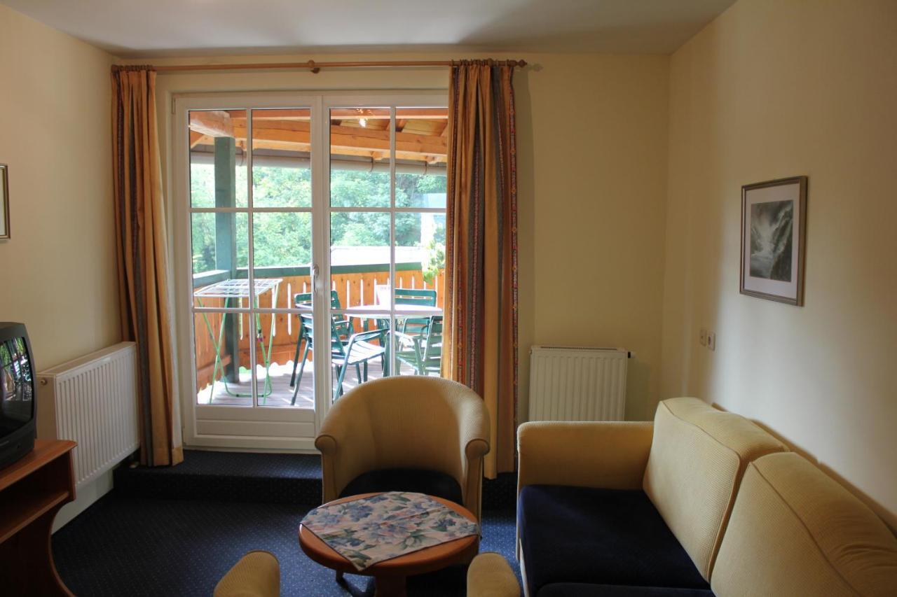 Appartements Im Forsthaus Strobl Bagian luar foto