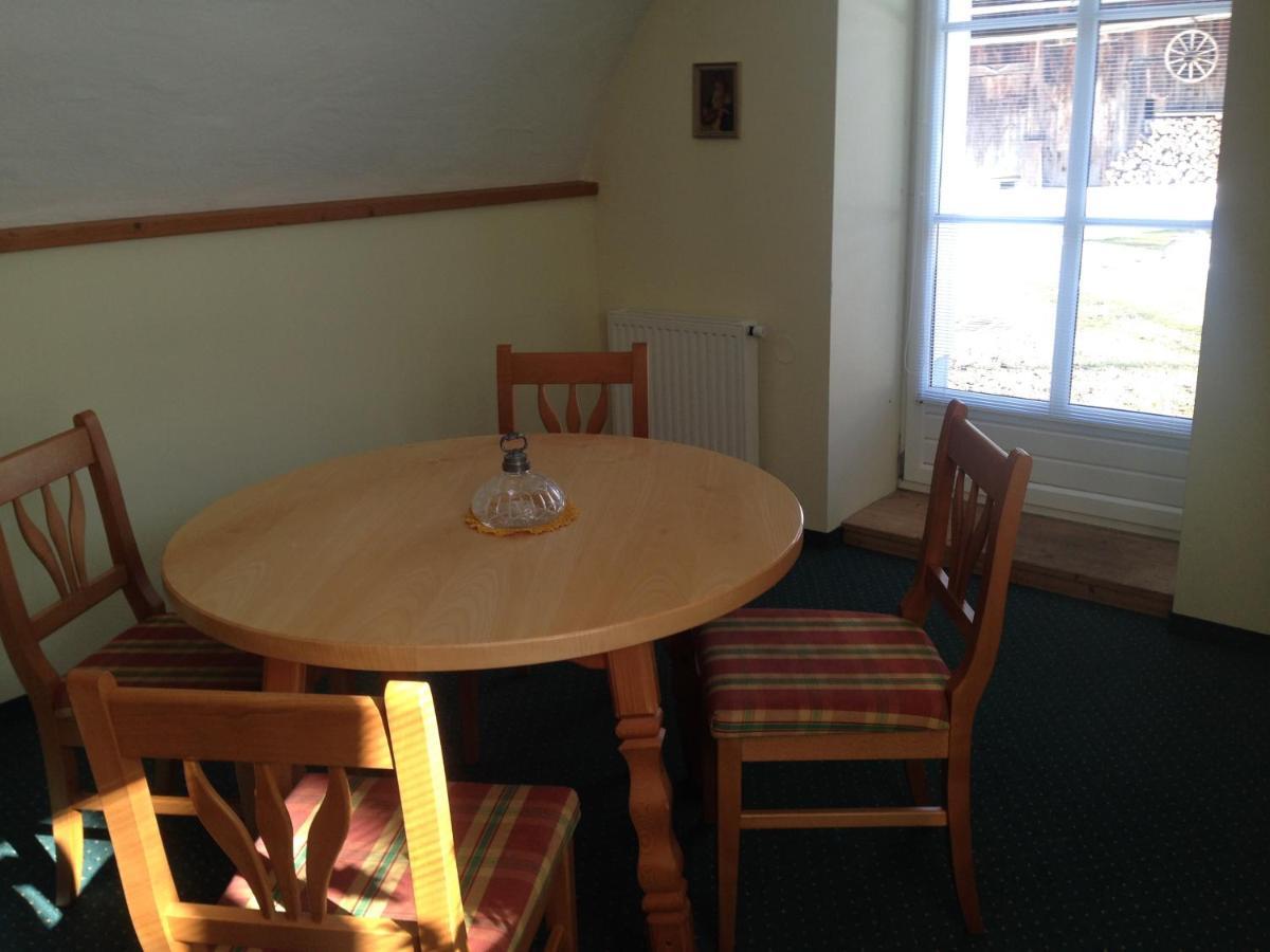 Appartements Im Forsthaus Strobl Bagian luar foto